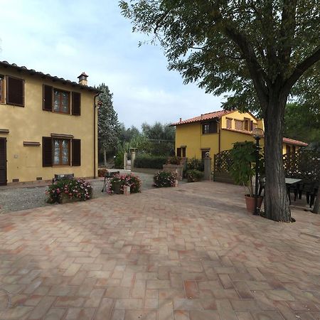 Gli Oleandri Pensionat Castelfiorentino Exteriör bild